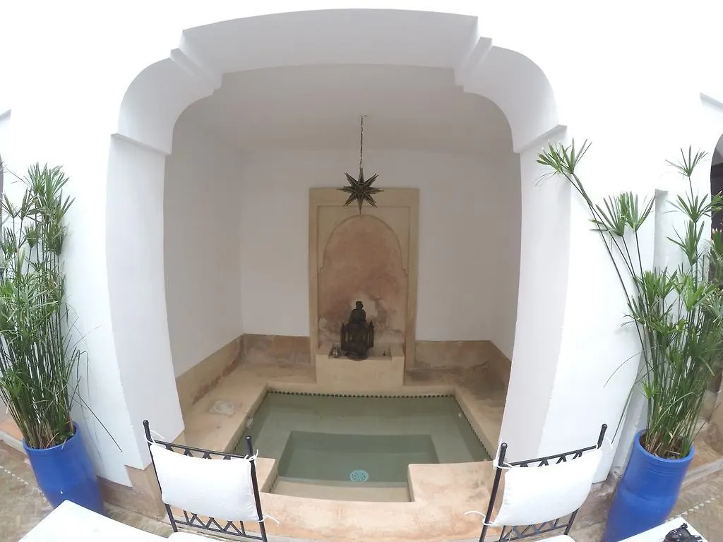 Riad Ariha Marrakesh 3*,